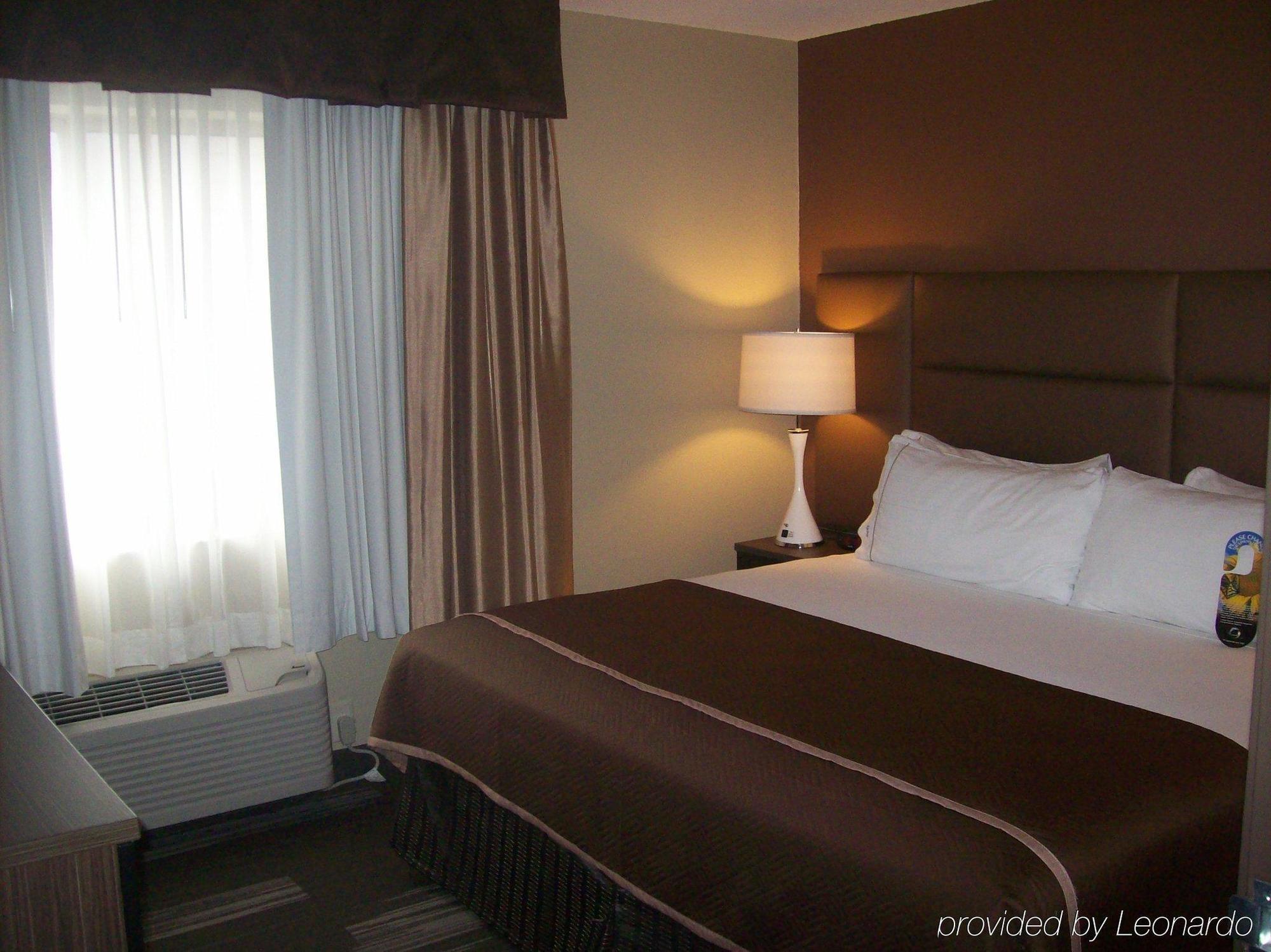 Holiday Inn Express Hotel & Suites St. Paul - Woodbury, An Ihg Hotel Exterior photo